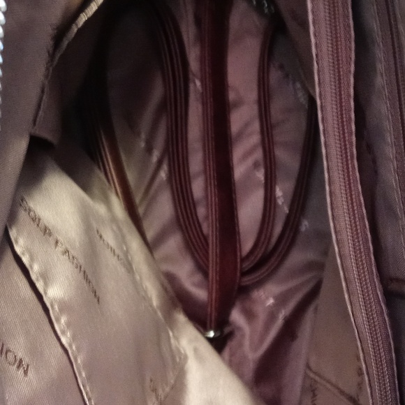 SQLP Handbag with Short or Long Handles - Picture 4 of 6